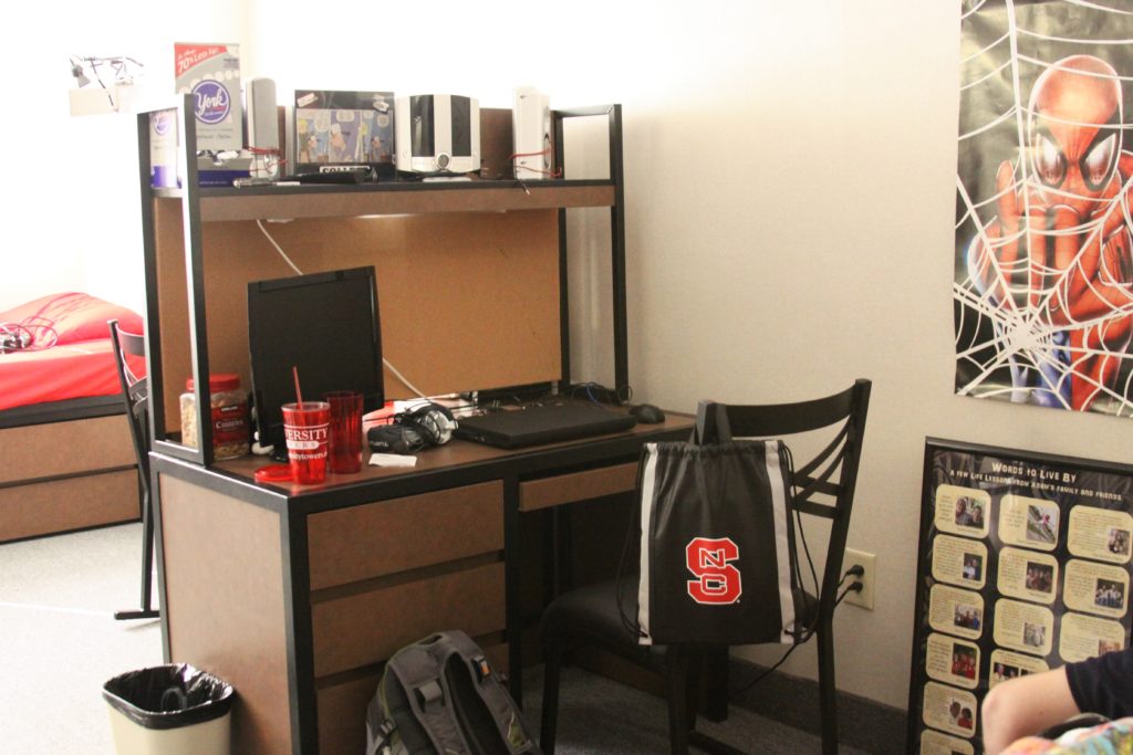 college gaming dorm