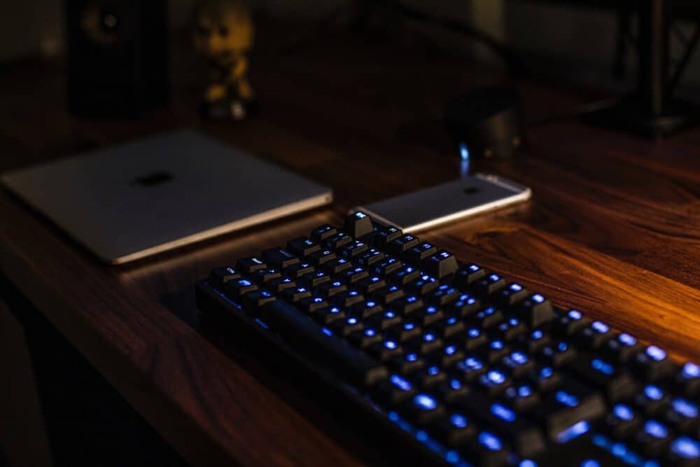 dark keyboard